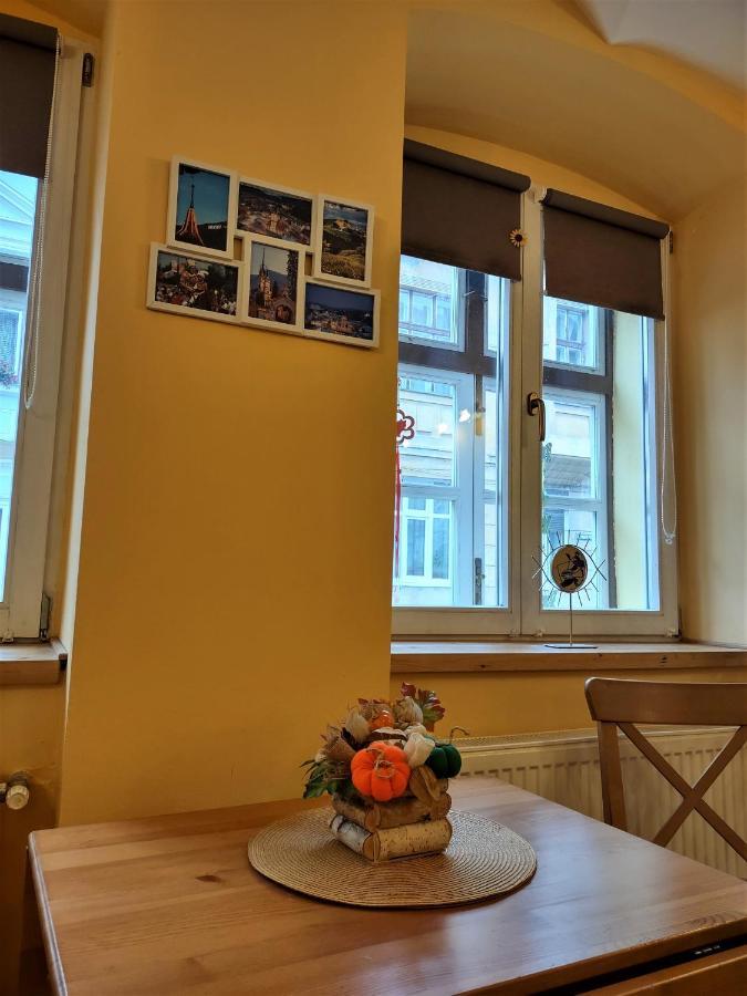 Smb Studio Poarta Schei Brasov Luaran gambar